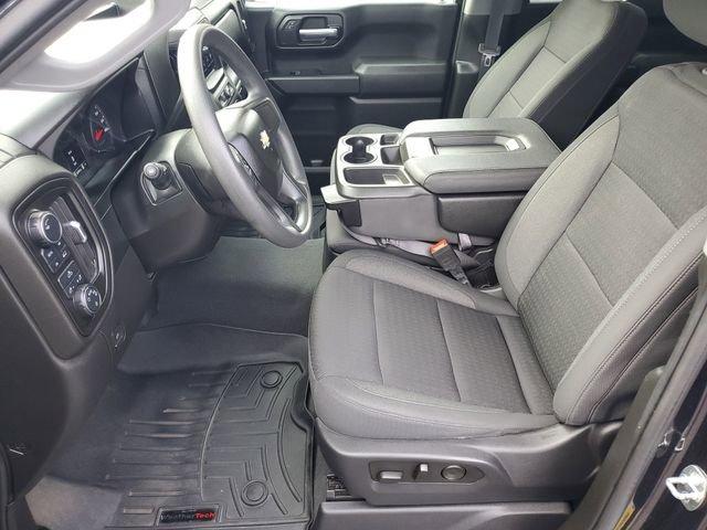 Chevrolet Silverado 1500 Custom Four Wheel Drive Crew Cab - Thumbnail 18