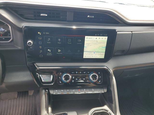 Gmc Sierra 1500 At4 Four Wheel Drive Crew Cab - Thumbnail 17