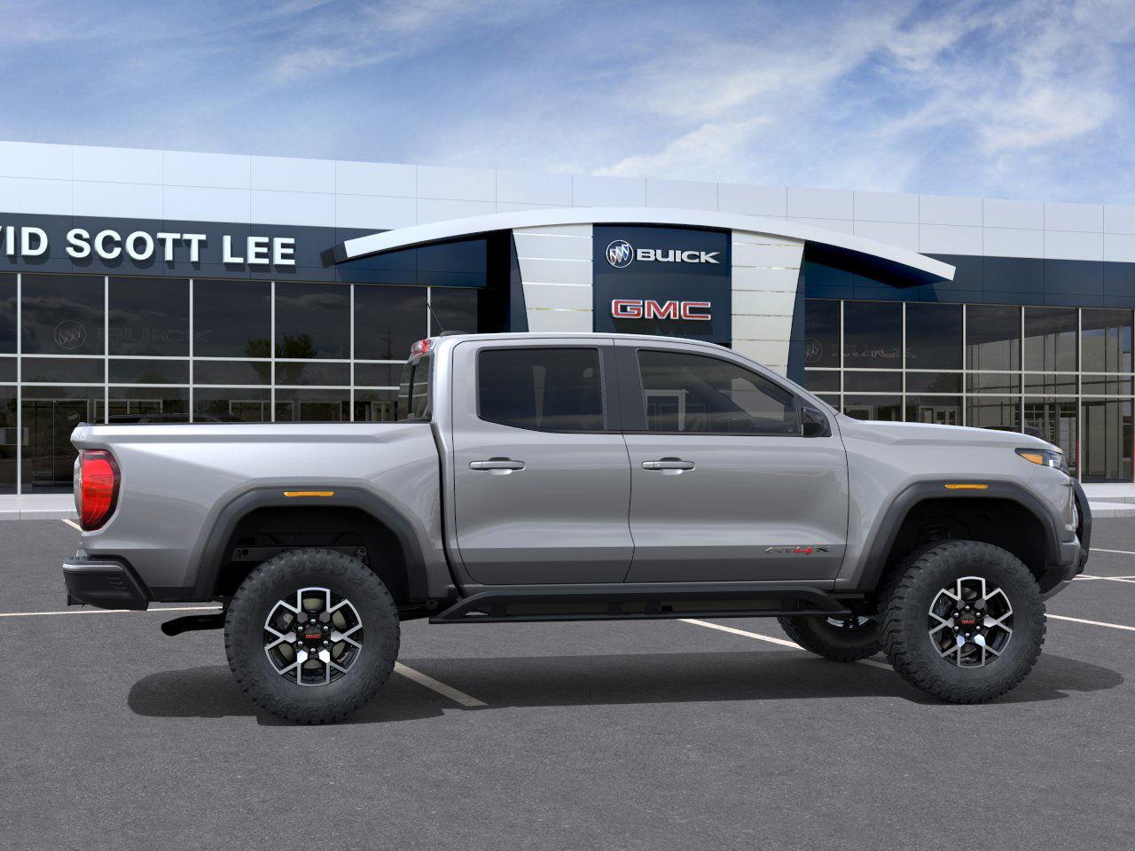 Gmc Canyon At4 Four Wheel Drive Crew Cab - Thumbnail 5