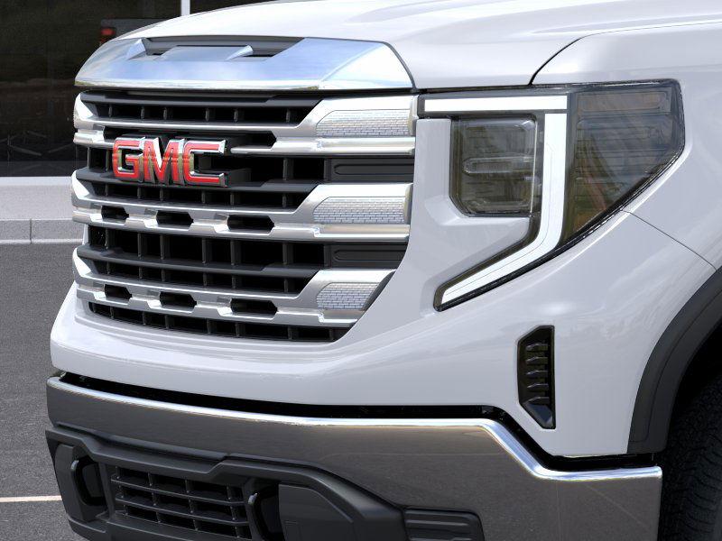 Gmc Sierra 1500 Sle Four Wheel Drive Crew Cab - Thumbnail 13