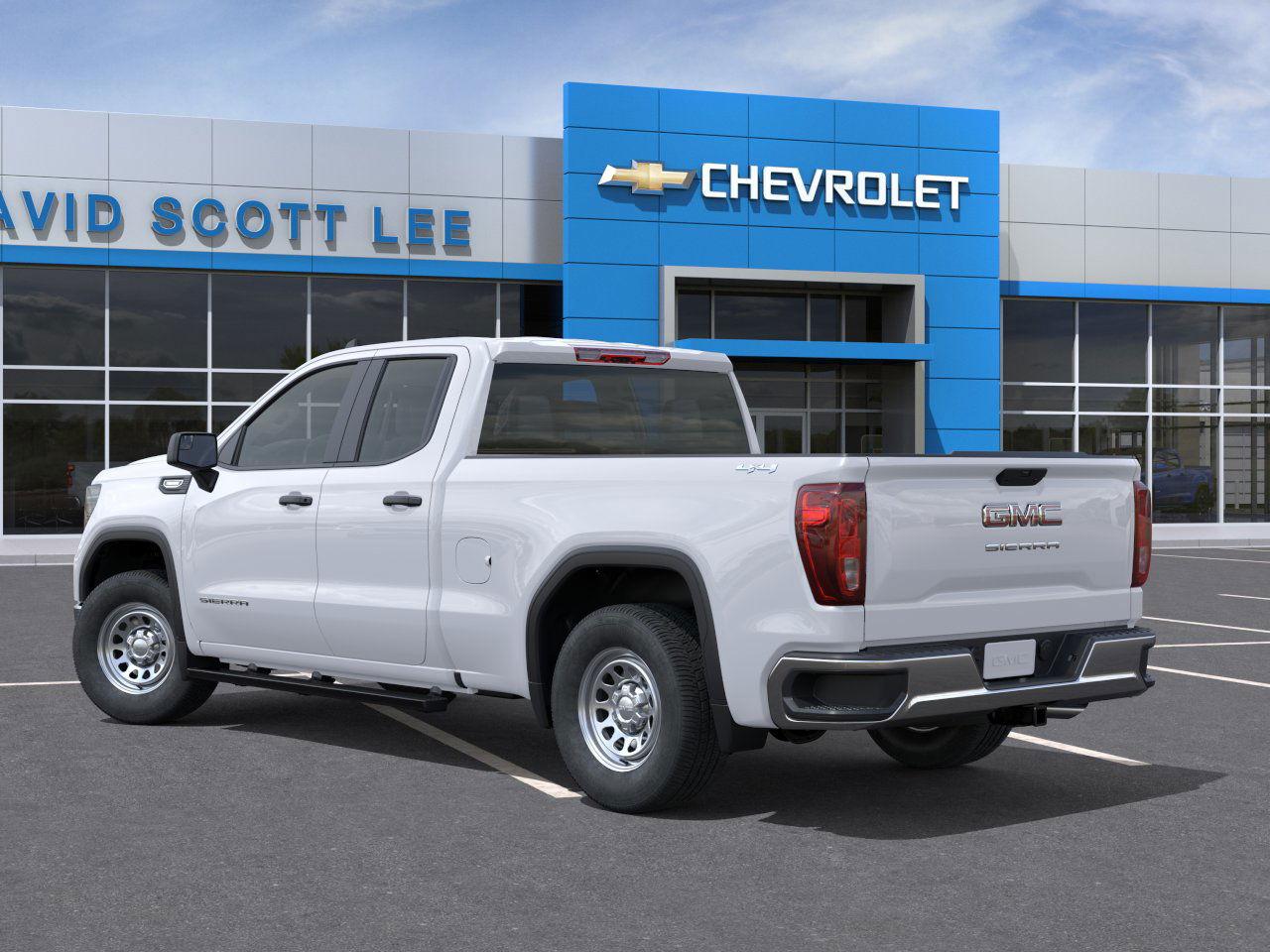 Gmc Sierra 1500 Pro Four Wheel Drive Double Cab - Thumbnail 3