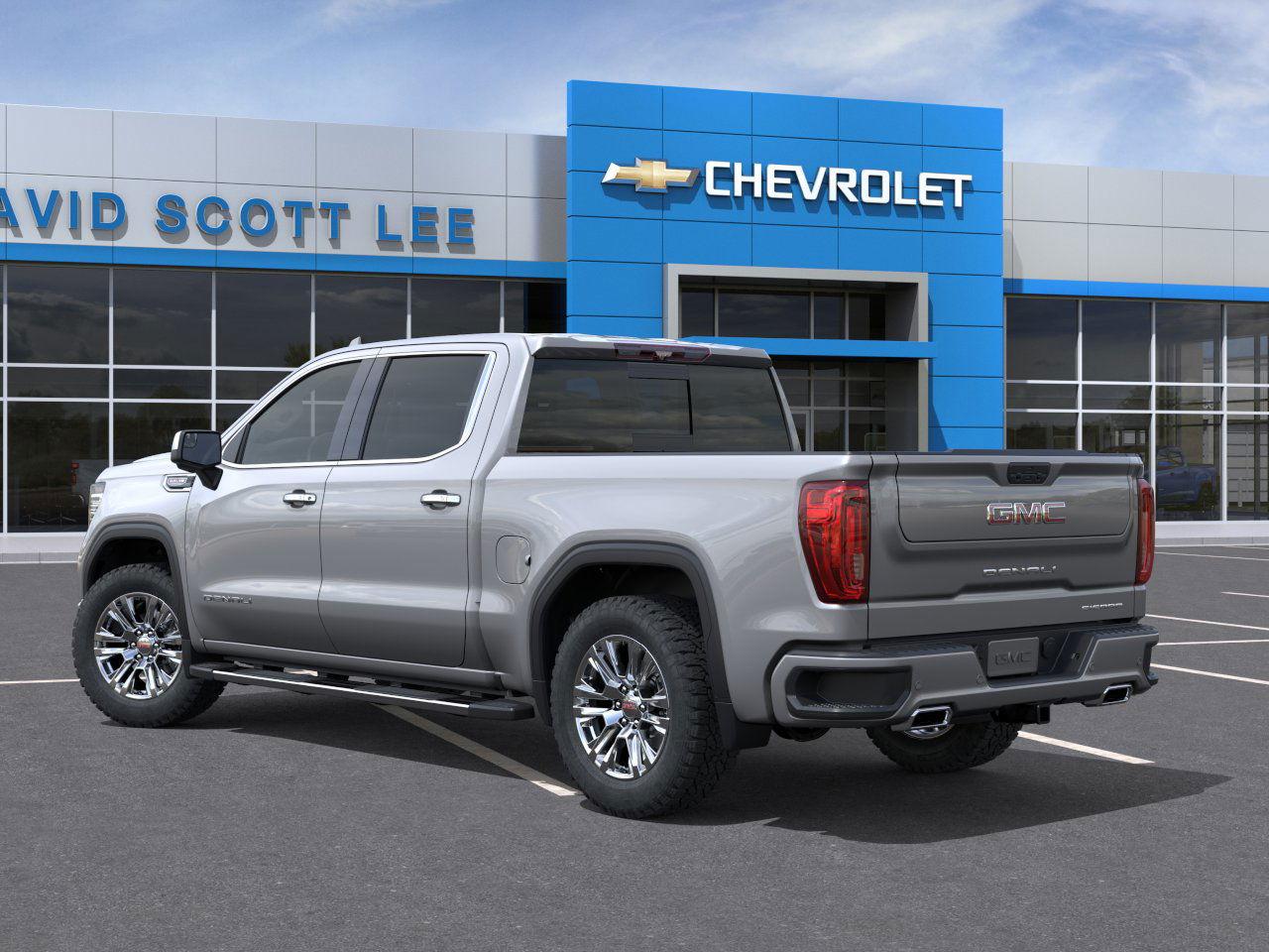 Gmc Sierra 1500 Denali Four Wheel Drive Crew Cab - Thumbnail 3