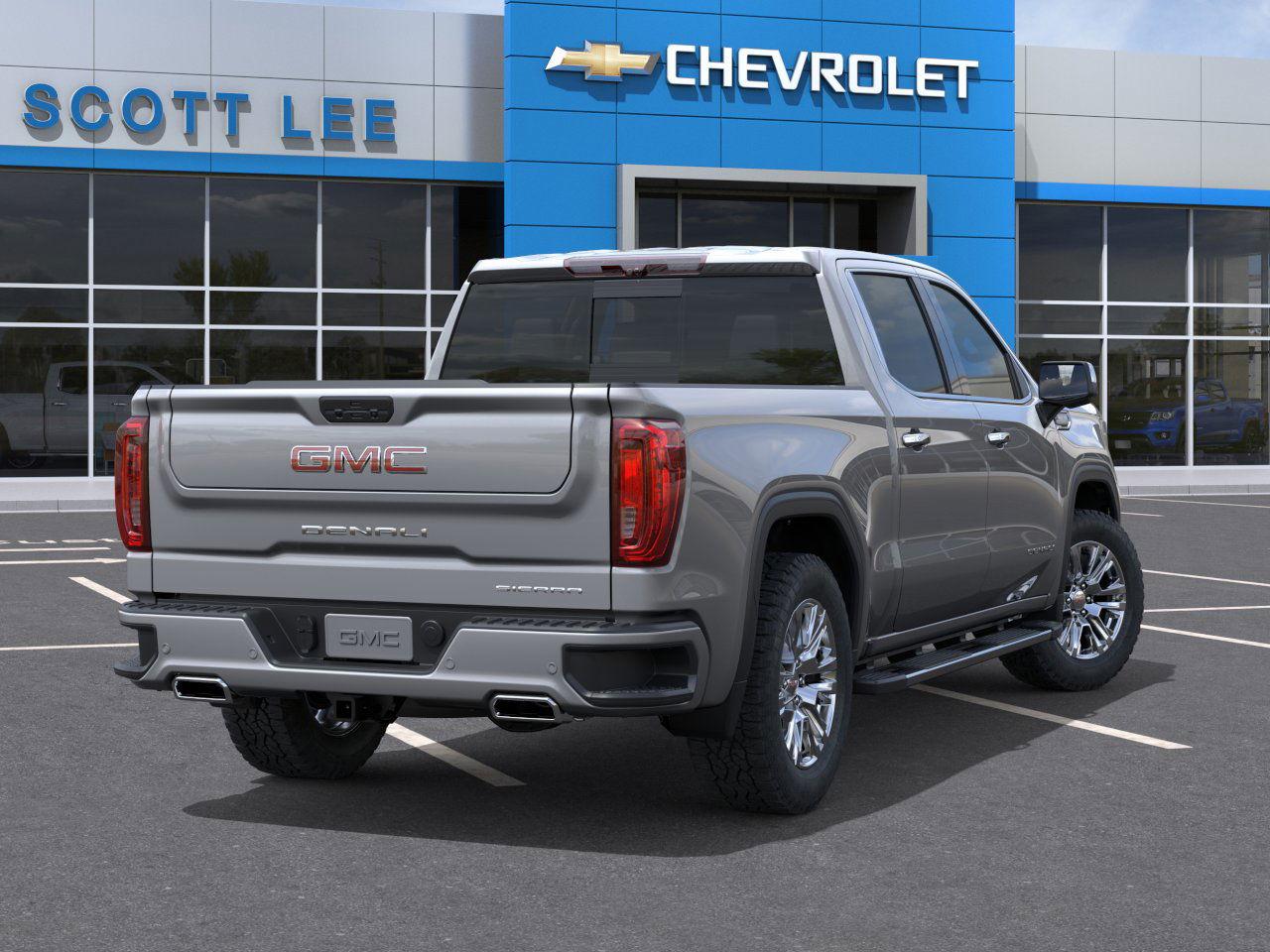 Gmc Sierra 1500 Denali Four Wheel Drive Crew Cab - Thumbnail 4