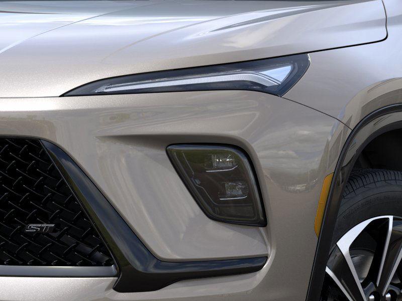 Buick Enclave Sport Touring Front Wheel Drive Suv - Thumbnail 10