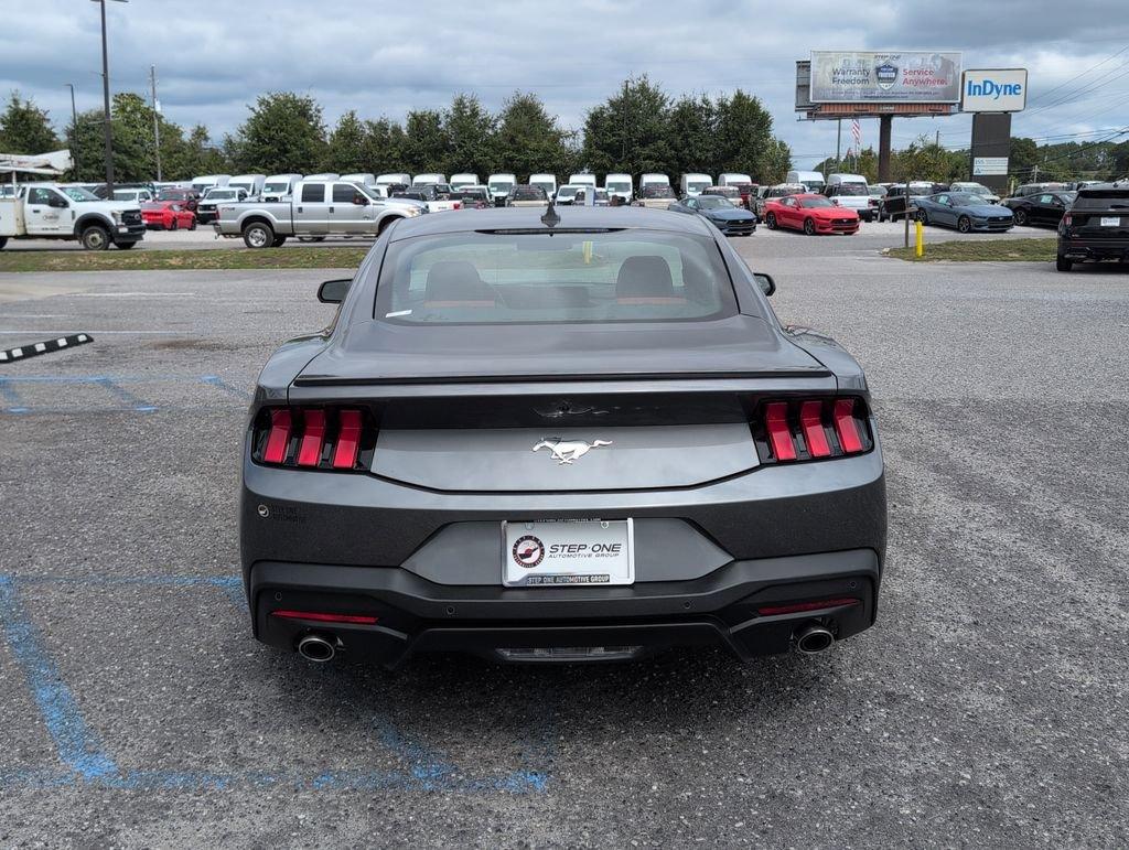 Ford Mustang Ecoboost® Premium Fastback - Thumbnail 8