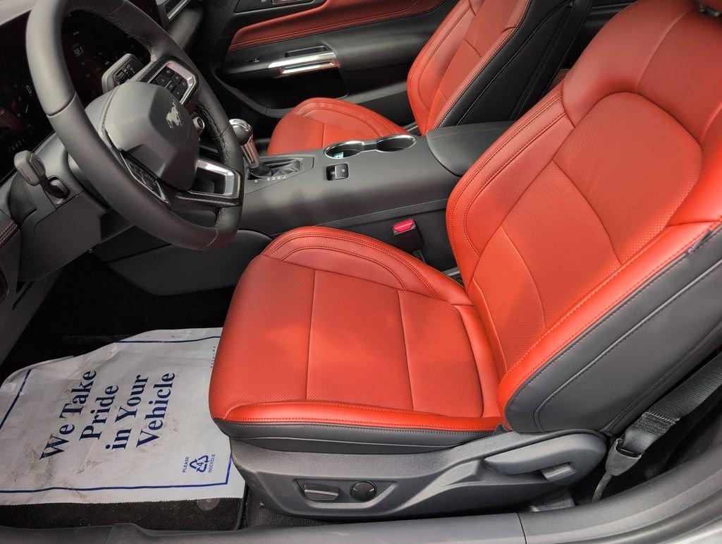 Ford Mustang Ecoboost® Premium Fastback - Thumbnail 13