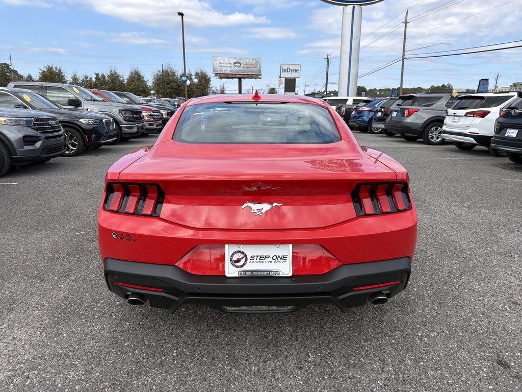 Ford Mustang Ecoboost® Premium Fastback - Thumbnail 7