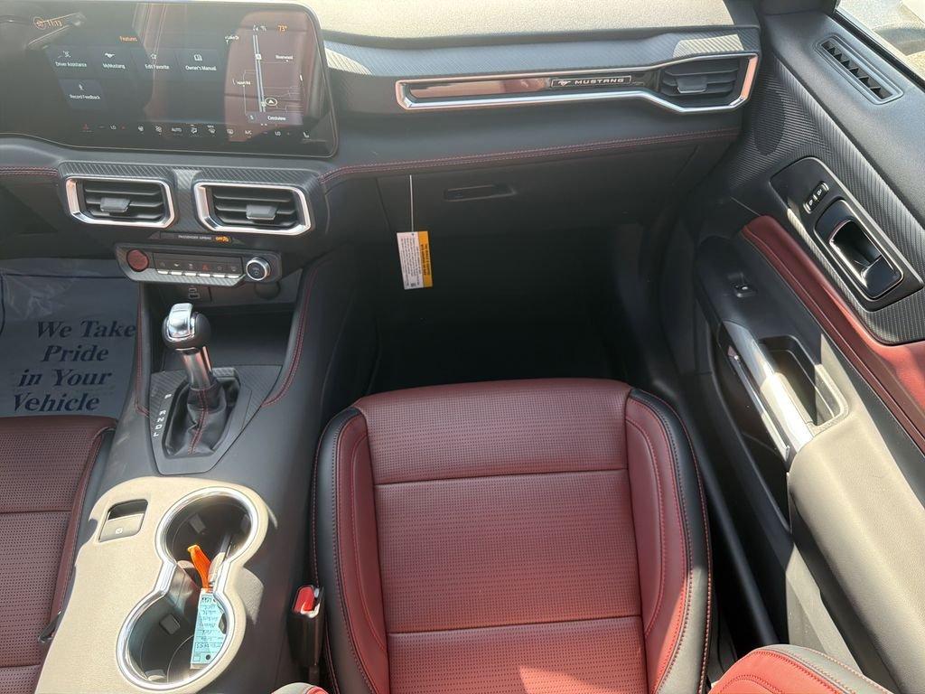 Ford Mustang Ecoboost® Premium Fastback - Thumbnail 18