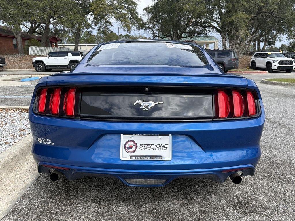 Ford Mustang Ecoboost - Thumbnail 7