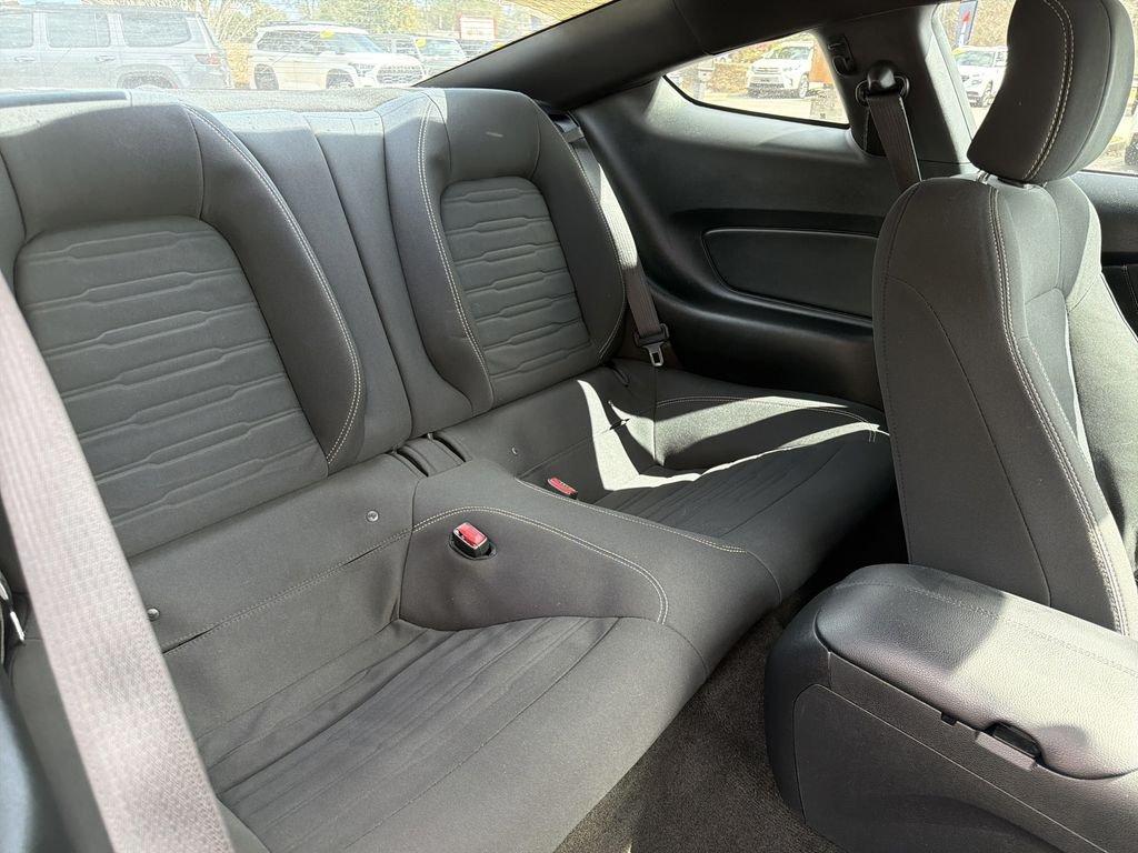 Ford Mustang Ecoboost - Thumbnail 19