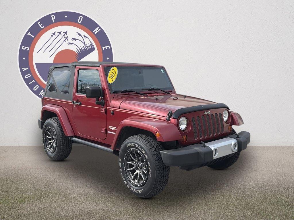 Jeep Wrangler Sahara - Thumbnail 2