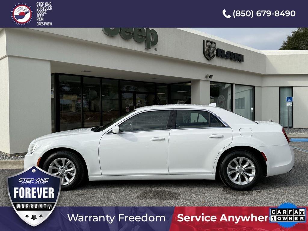 Chrysler 300 Touring - Thumbnail 9