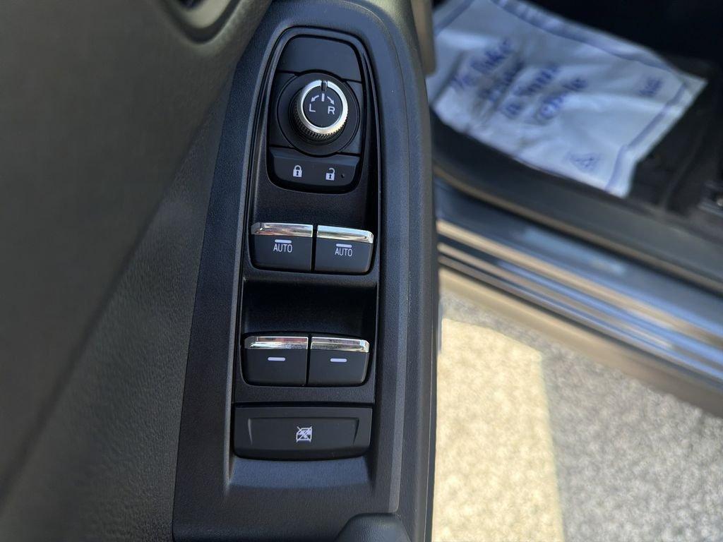 Subaru Crosstrek Limited - Thumbnail 12