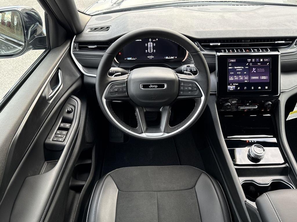 Jeep Grand Cherokee - Thumbnail 16