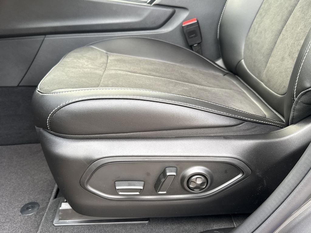 Jeep Grand Cherokee - Thumbnail 14