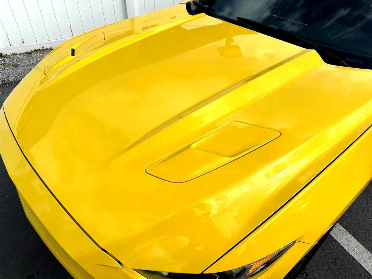 Ford Mustang - Thumbnail 14