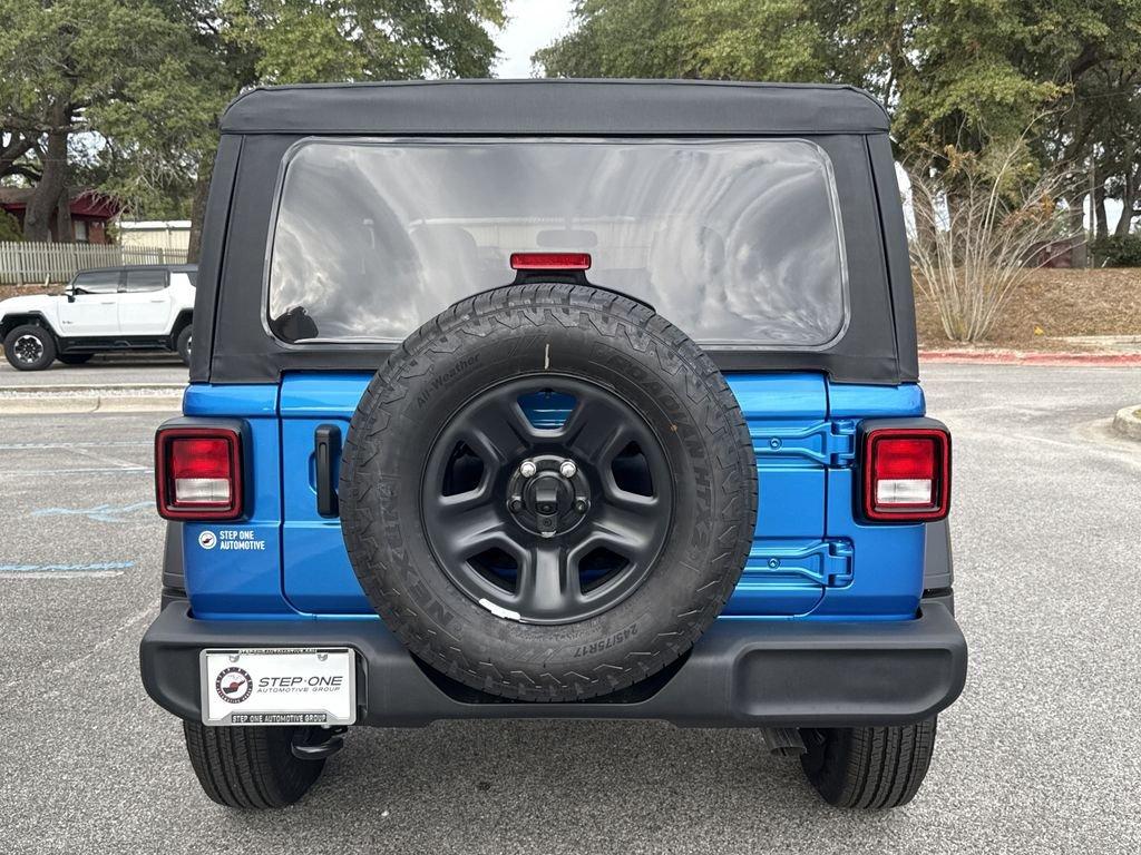 Jeep Wrangler Sport - Thumbnail 9