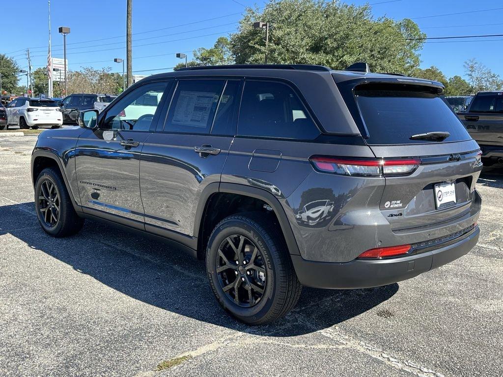 Jeep Grand Cherokee - Thumbnail 9