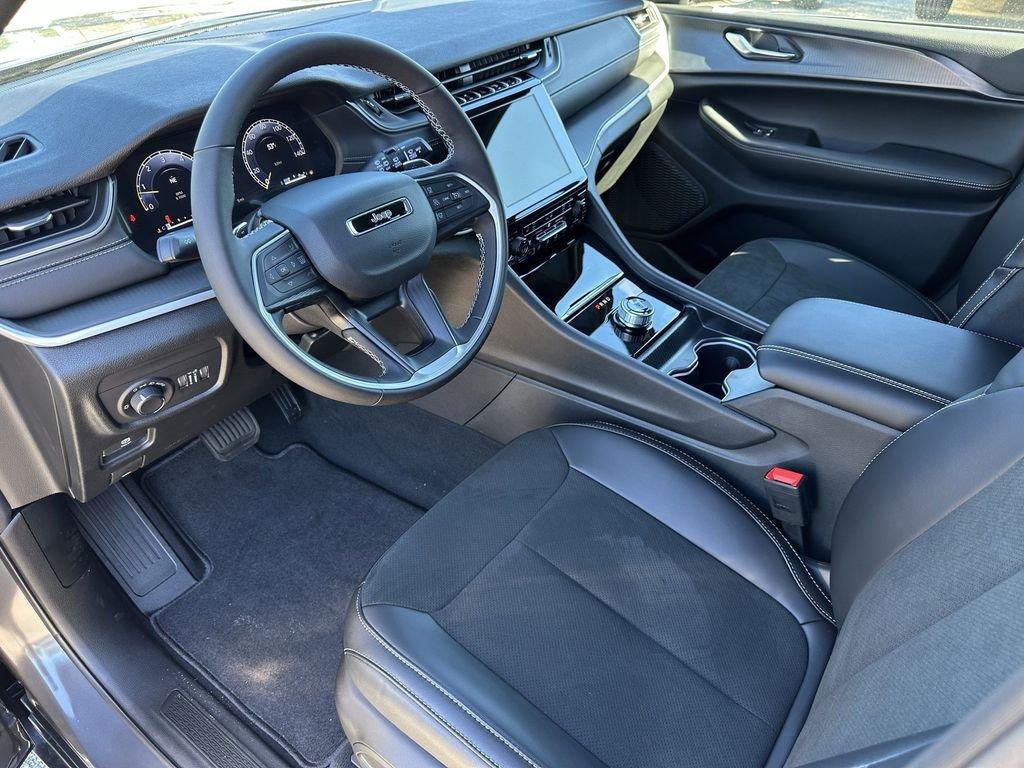 Jeep Grand Cherokee - Thumbnail 12