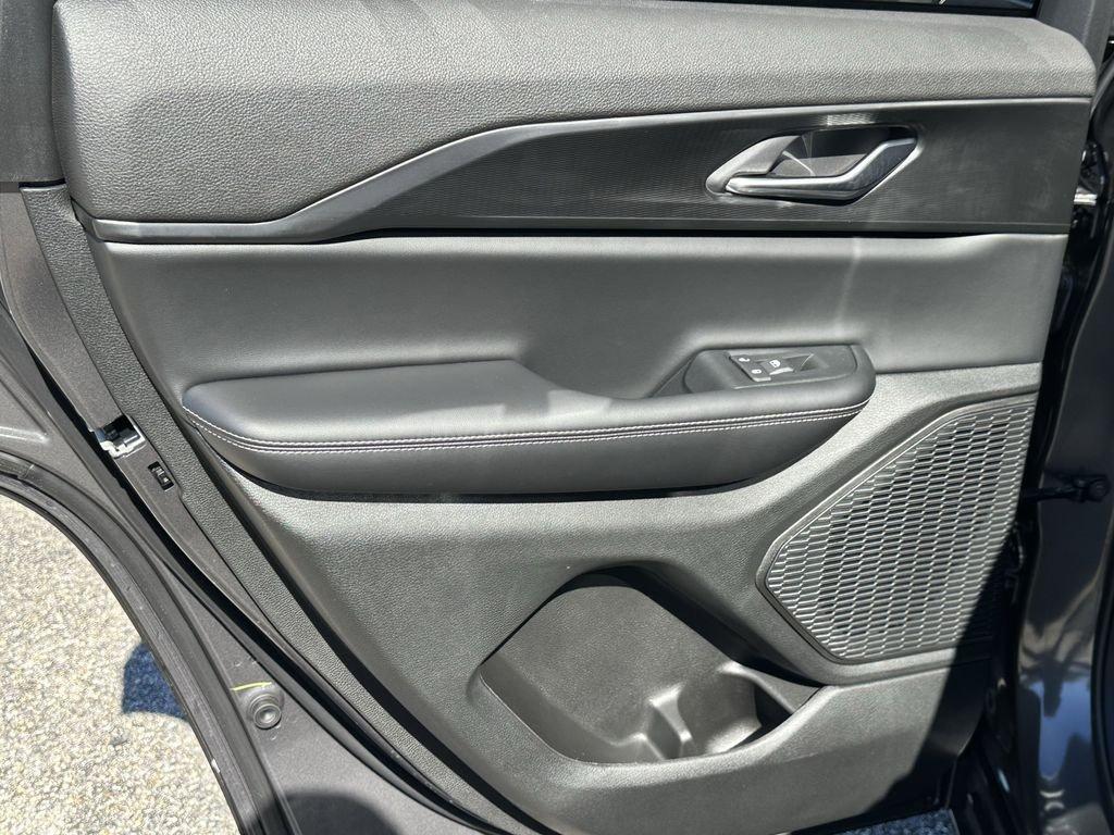 Jeep Grand Cherokee - Thumbnail 20