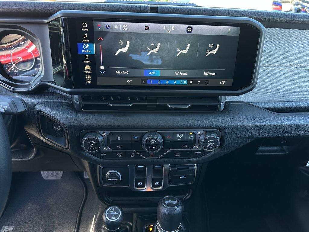 Jeep Wrangler Sport - Thumbnail 14