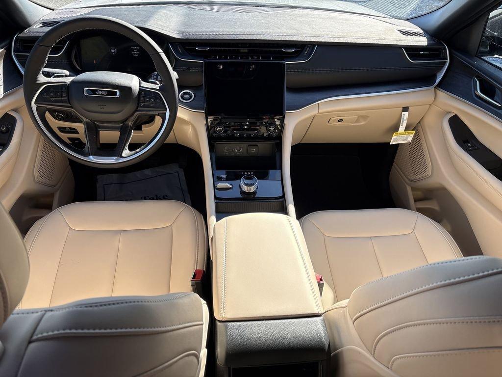 Jeep Grand Cherokee Limited - Thumbnail 17