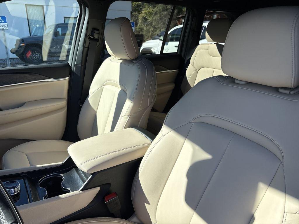 Jeep Grand Cherokee Limited - Thumbnail 12