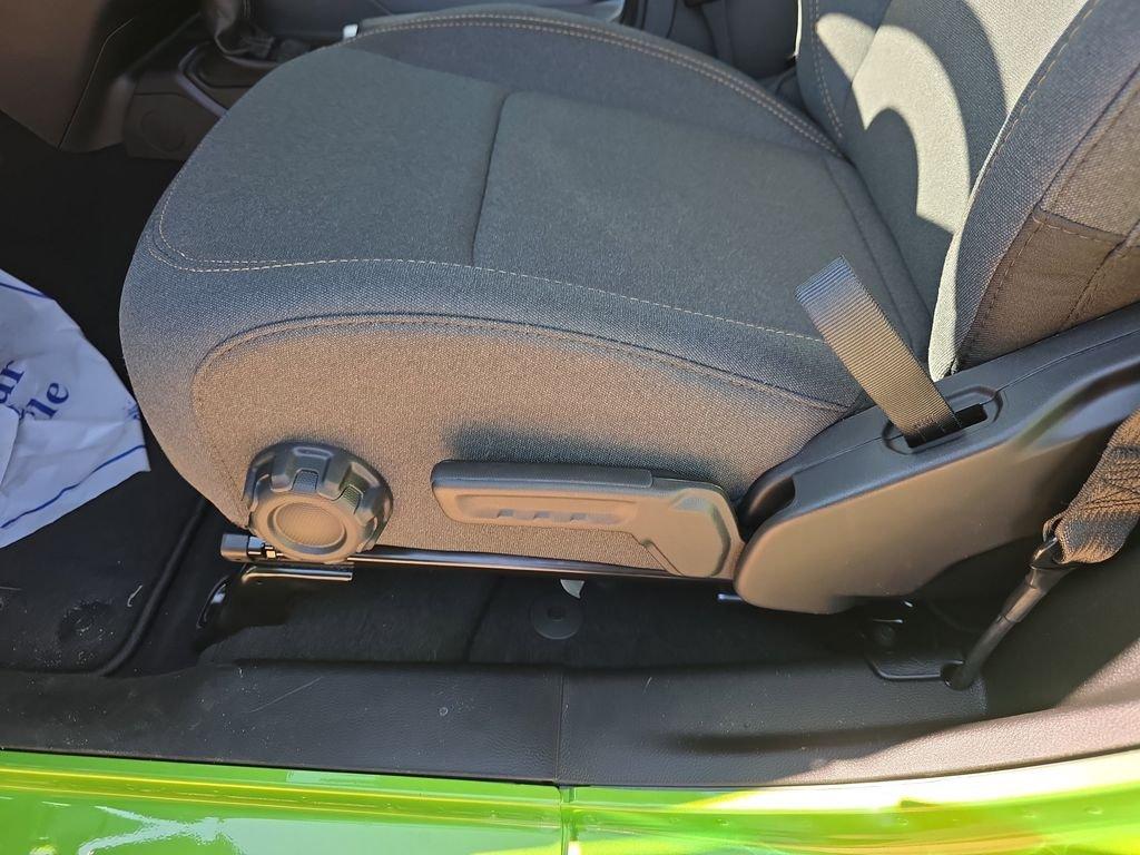 Jeep Wrangler Sport - Thumbnail 14