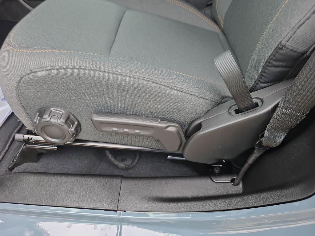 Jeep Wrangler Sport - Thumbnail 14