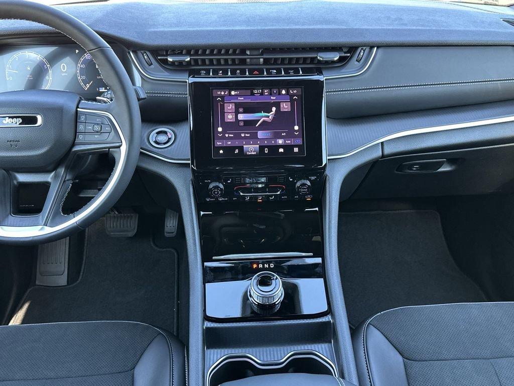 Jeep Grand Cherokee L Altitude X - Thumbnail 16