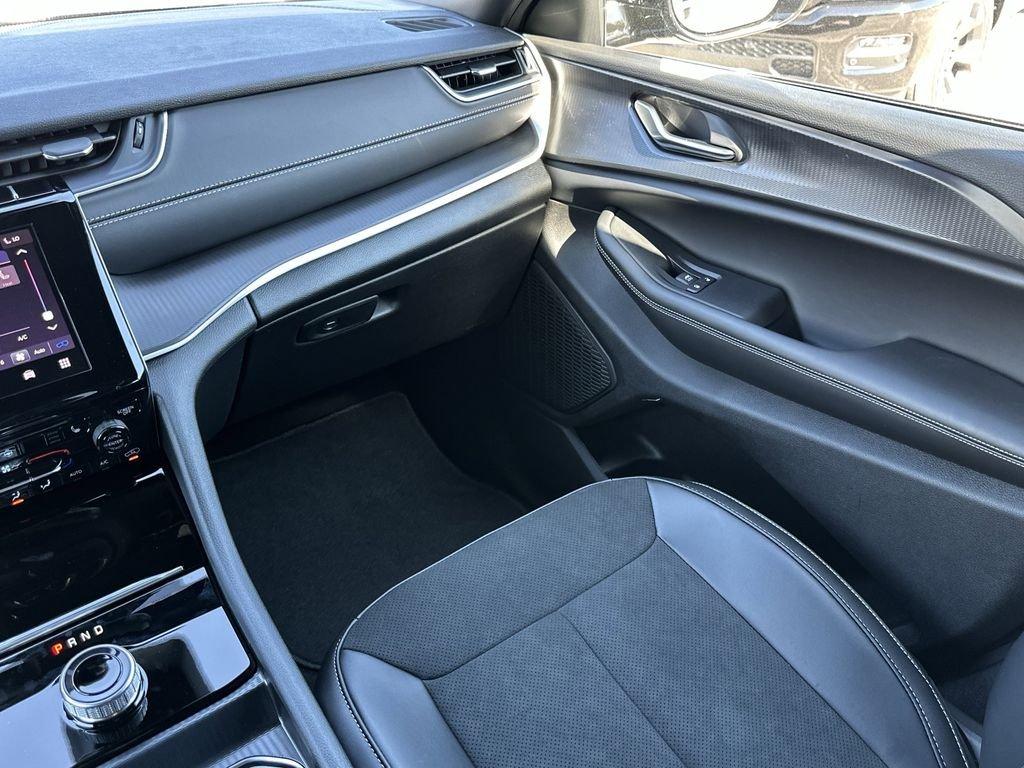 Jeep Grand Cherokee L Altitude X - Thumbnail 17