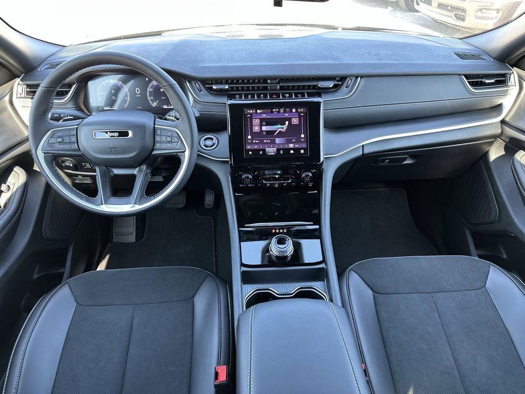 Jeep Grand Cherokee L Altitude X - Thumbnail 14