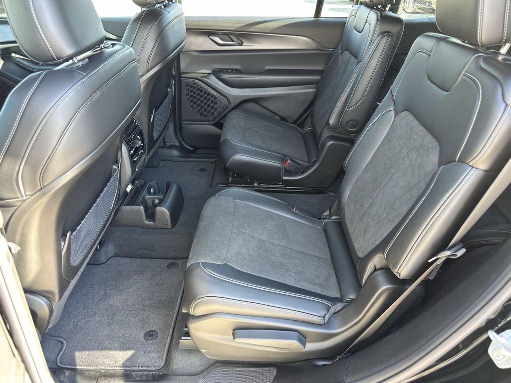 Jeep Grand Cherokee L Altitude X - Thumbnail 19