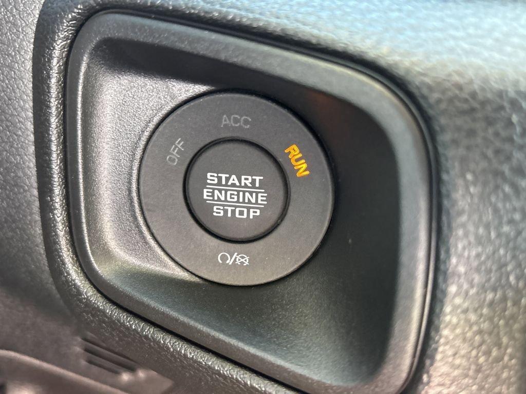 Jeep Wrangler Sport - Thumbnail 19