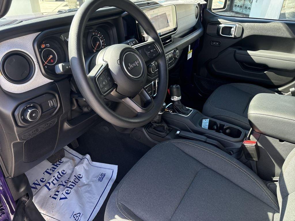 Jeep Wrangler Sport - Thumbnail 12