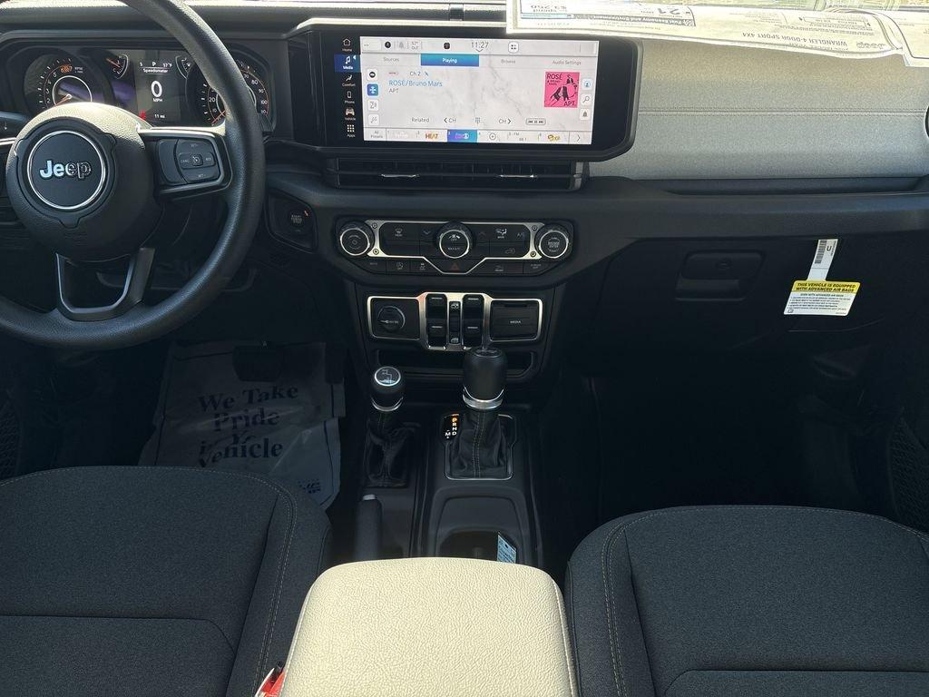 Jeep Wrangler Sport - Thumbnail 20