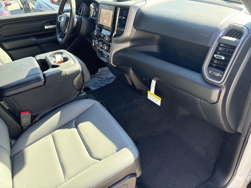 Ram 1500 Tradesman - Thumbnail 14