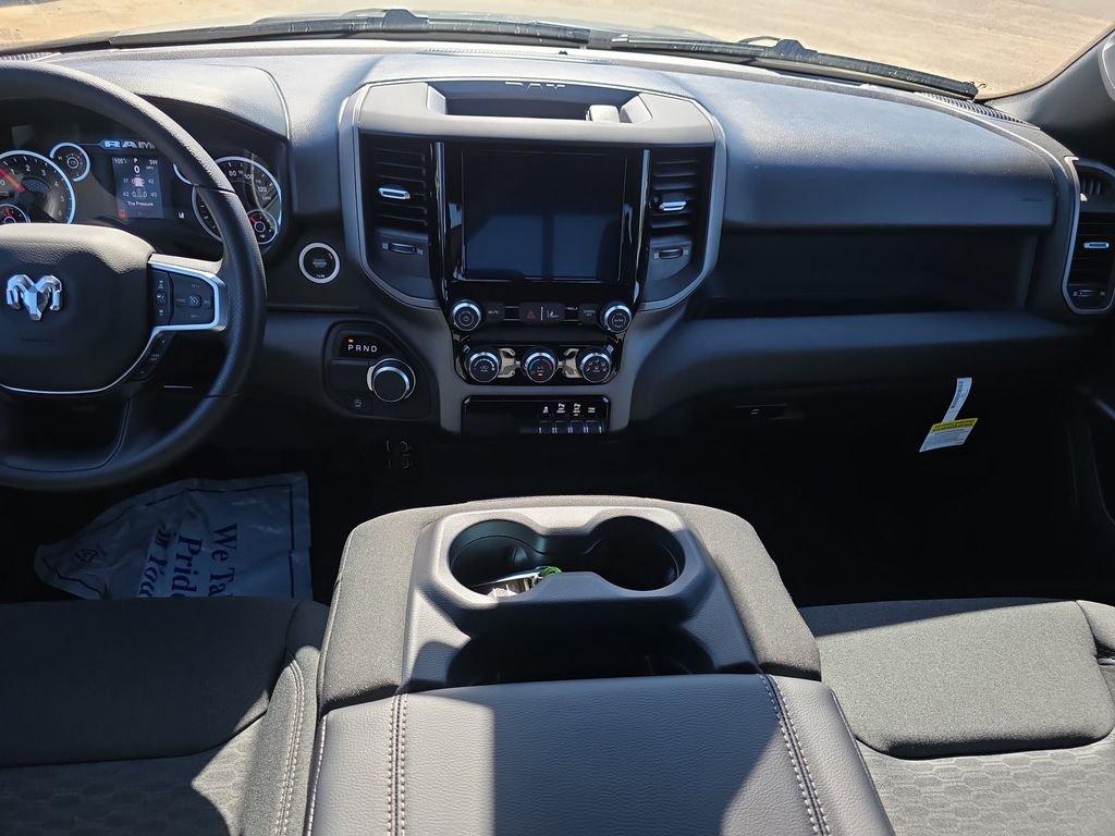 Ram 1500 Express - Thumbnail 17