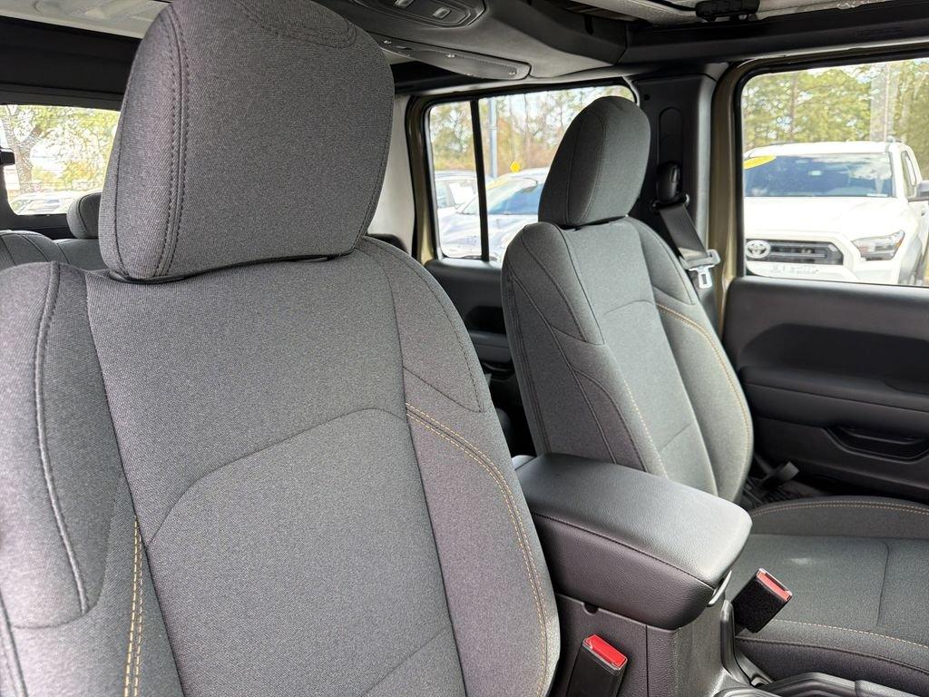 Jeep Gladiator Sport - Thumbnail 17