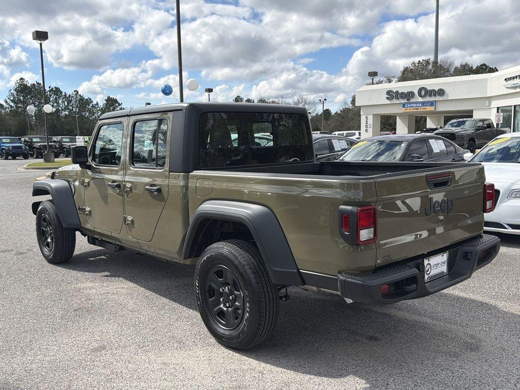 Jeep Gladiator Sport - Thumbnail 8