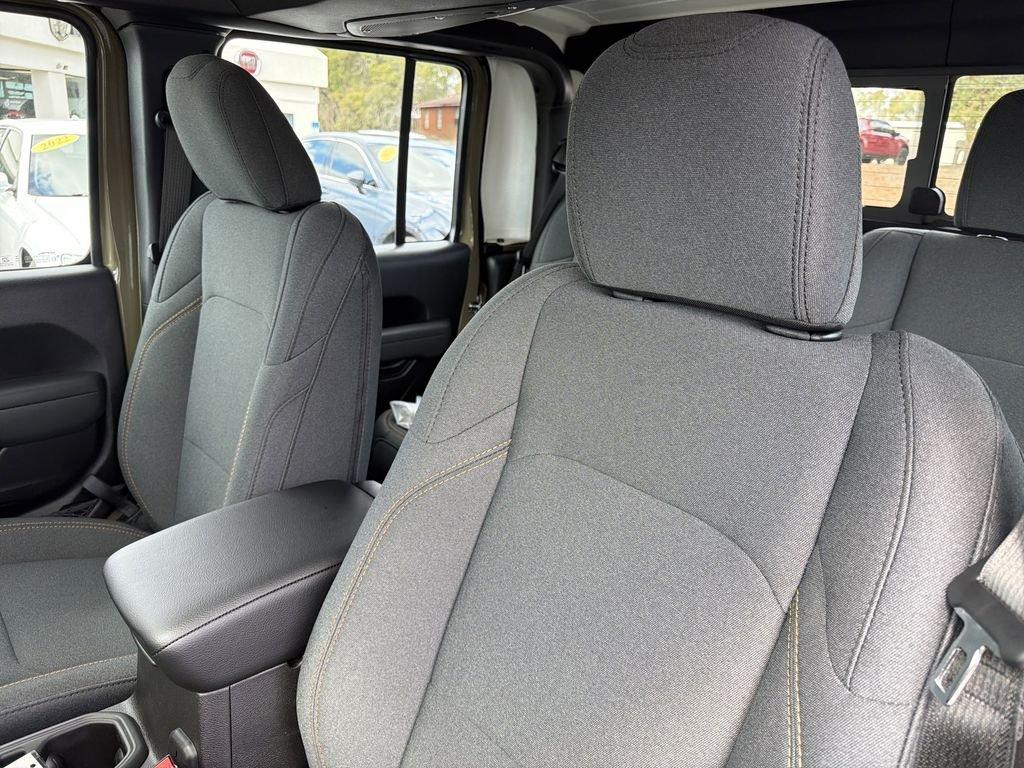 Jeep Gladiator Sport - Thumbnail 14