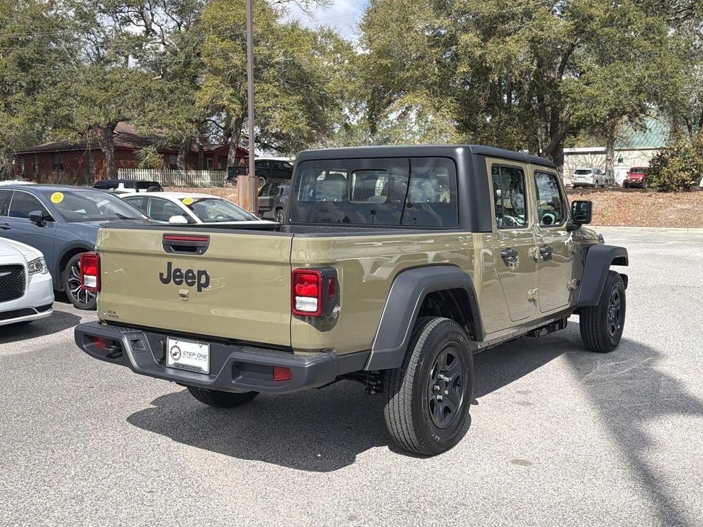 Jeep Gladiator Sport - Thumbnail 6