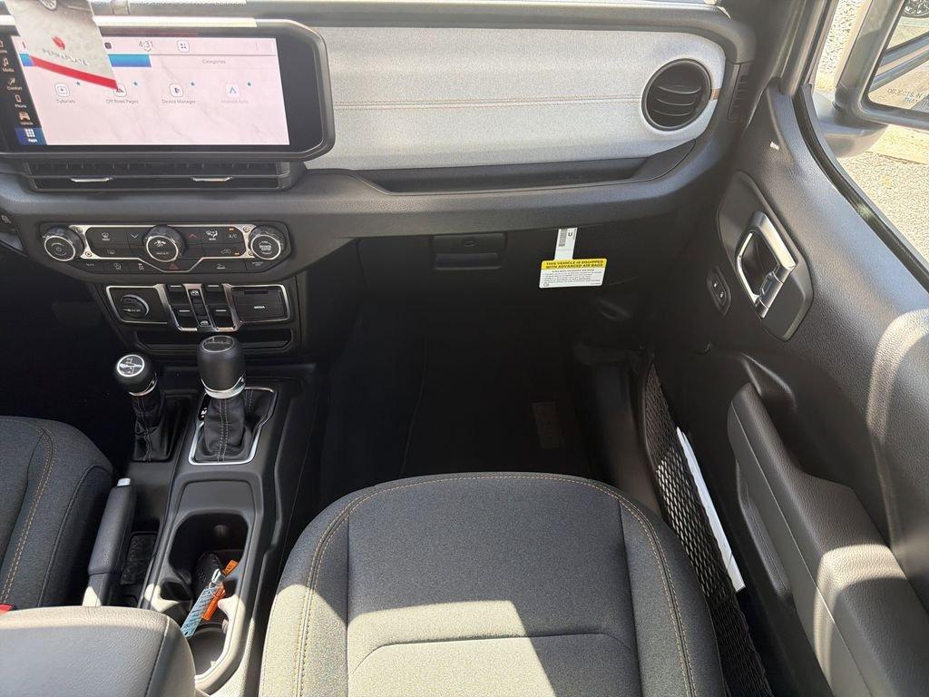 Jeep Gladiator Sport - Thumbnail 19