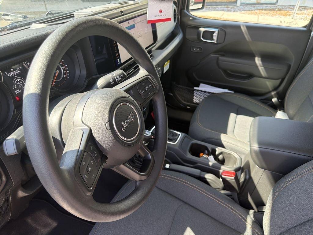 Jeep Gladiator Sport - Thumbnail 12