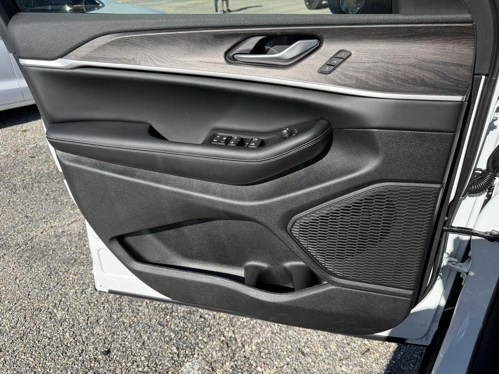 Jeep Grand Cherokee Limited - Thumbnail 18