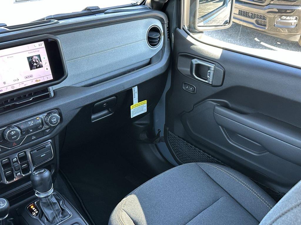 Jeep Wrangler Sport S - Thumbnail 17