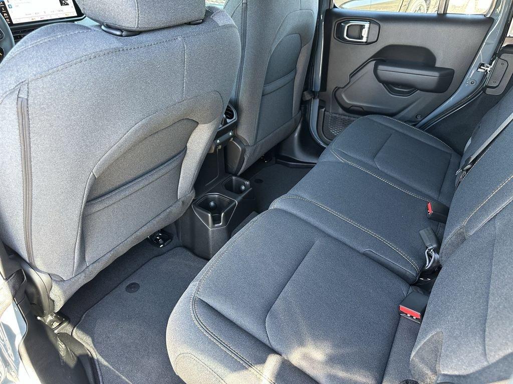 Jeep Wrangler Sport S - Thumbnail 18