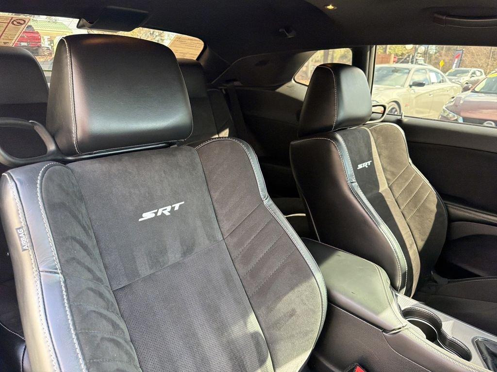 Dodge Challenger Srt Hellcat - Thumbnail 17