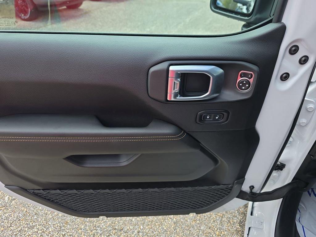 Jeep Gladiator Sahara - Thumbnail 19