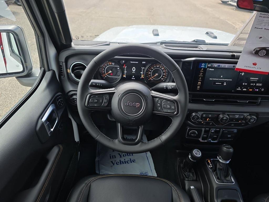 Jeep Gladiator Sahara - Thumbnail 16